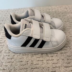 adidas Kids White Sneakers with Black Stripes and Velcro